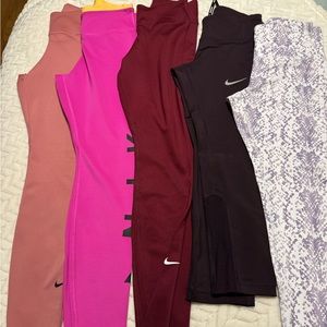 Nike leggings color pink and purple violet